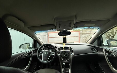 Opel Astra J, 2010 год, 500 000 рублей, 10 фотография