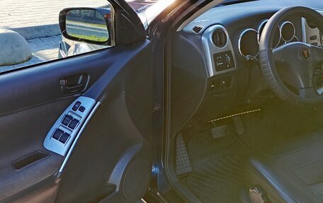 Pontiac Vibe II, 2004 год, 580 000 рублей, 12 фотография