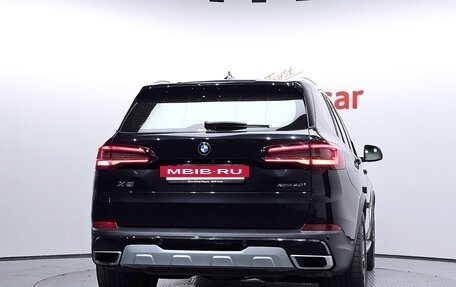 BMW X5, 2021 год, 5 850 000 рублей, 4 фотография