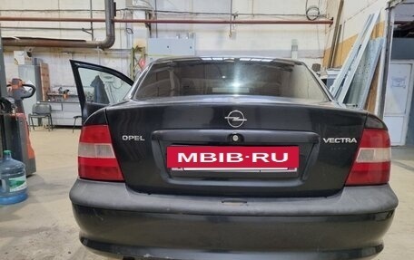 Opel Vectra B рестайлинг, 1997 год, 215 000 рублей, 5 фотография