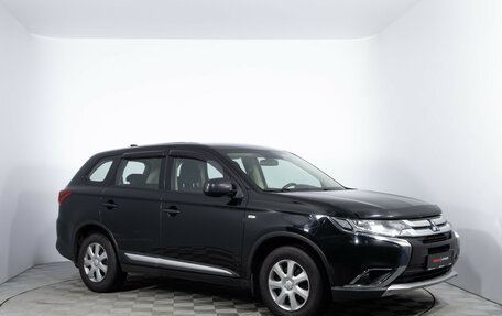 Mitsubishi Outlander III рестайлинг 3, 2017 год, 1 540 000 рублей, 3 фотография