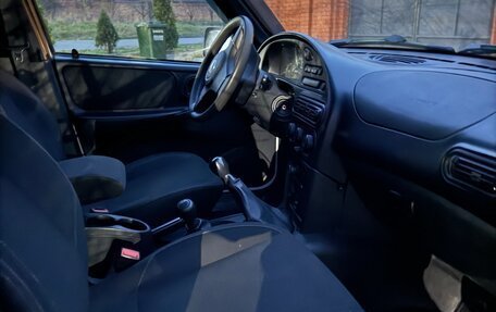 Chevrolet Niva I рестайлинг, 2018 год, 750 000 рублей, 8 фотография