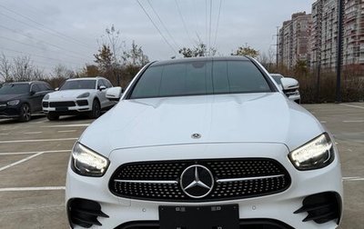 Mercedes-Benz E-Класс, 2022 год, 4 400 000 рублей, 1 фотография