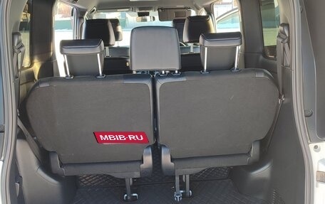 Toyota Noah III, 2020 год, 2 750 000 рублей, 22 фотография