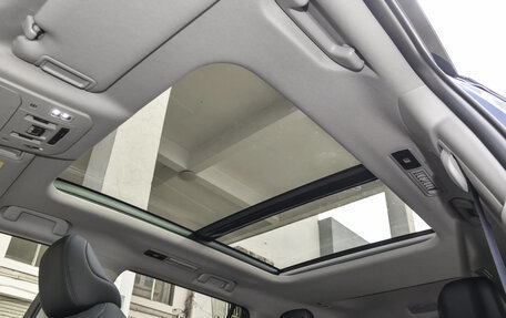 Toyota Highlander, 2025 год, 5 890 000 рублей, 17 фотография