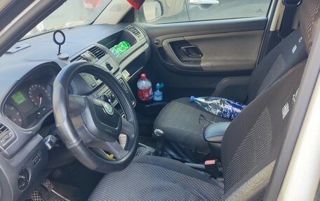 Skoda Fabia II, 2012 год, 450 000 рублей, 8 фотография