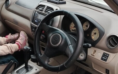 Toyota RAV4, 2001 год, 750 000 рублей, 6 фотография