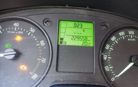 Skoda Fabia II, 2012 год, 450 000 рублей, 9 фотография