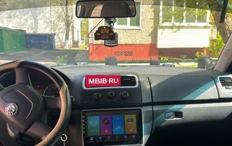 Skoda Fabia II, 2010 год, 500 000 рублей, 10 фотография