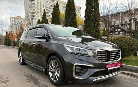KIA Carnival III, 2020 год, 3 180 000 рублей, 2 фотография