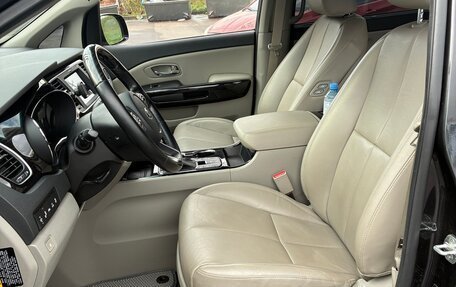 KIA Carnival III, 2020 год, 3 180 000 рублей, 13 фотография