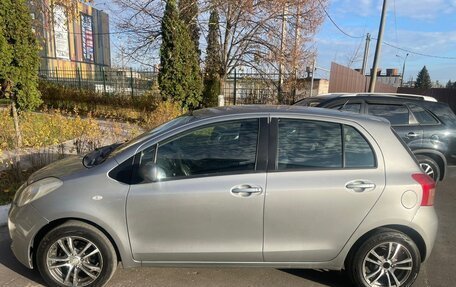Toyota Yaris III рестайлинг, 2007 год, 770 000 рублей, 8 фотография