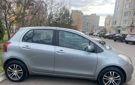 Toyota Yaris III рестайлинг, 2007 год, 770 000 рублей, 7 фотография