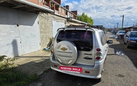 Chevrolet Niva I рестайлинг, 2005 год, 439 999 рублей, 6 фотография