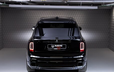 Rolls-Royce Cullinan, 2025 год, 78 000 000 рублей, 3 фотография