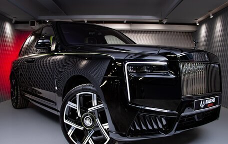 Rolls-Royce Cullinan, 2025 год, 78 000 000 рублей, 6 фотография