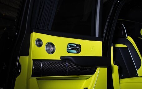 Rolls-Royce Cullinan, 2025 год, 78 000 000 рублей, 18 фотография