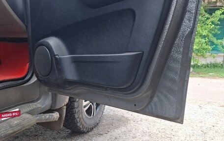 ЛуАЗ Patriot, 2013 год, 865 000 рублей, 18 фотография