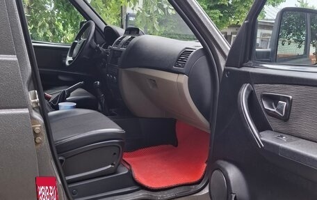 ЛуАЗ Patriot, 2013 год, 865 000 рублей, 17 фотография