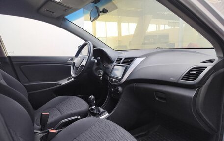 Hyundai Solaris II рестайлинг, 2016 год, 750 000 рублей, 13 фотография