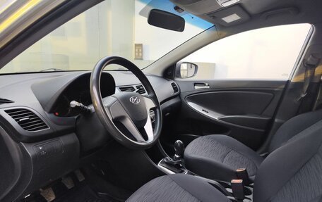 Hyundai Solaris II рестайлинг, 2016 год, 750 000 рублей, 20 фотография
