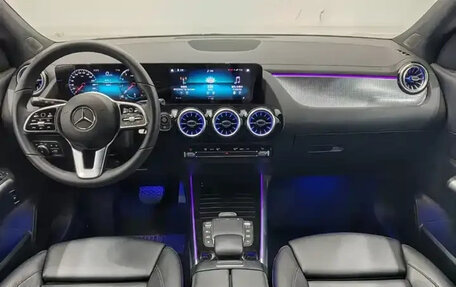 Mercedes-Benz GLA, 2021 год, 1 900 300 рублей, 13 фотография