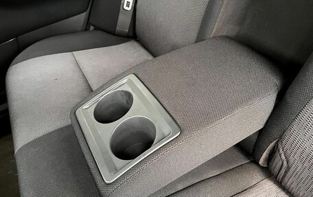 Toyota Allex i рестайлинг, 2001 год, 560 000 рублей, 13 фотография