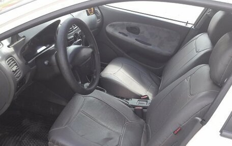 Mitsubishi Carisma I, 1997 год, 115 000 рублей, 2 фотография