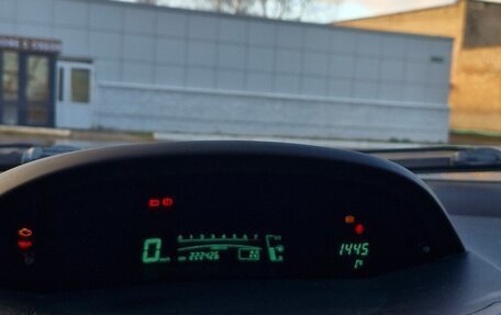 Toyota Yaris III рестайлинг, 2007 год, 530 000 рублей, 9 фотография