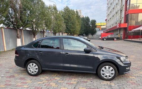 Volkswagen Polo VI (EU Market), 2018 год, 940 000 рублей, 4 фотография