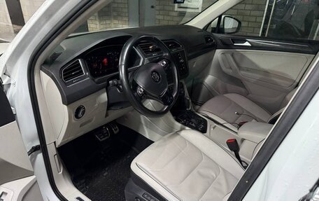 Volkswagen Tiguan II, 2018 год, 3 750 000 рублей, 9 фотография