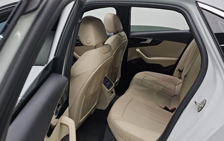 Audi A4, 2021 год, 2 490 000 рублей, 18 фотография