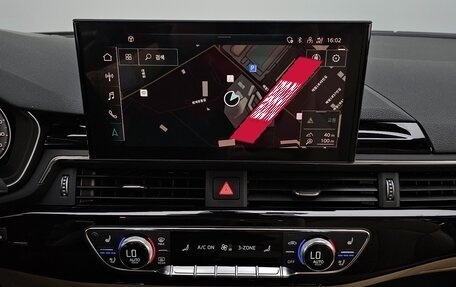 Audi A4, 2021 год, 2 490 000 рублей, 13 фотография