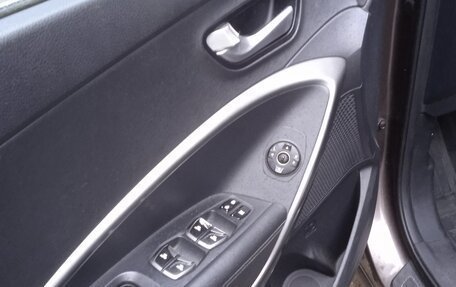 Hyundai Santa Fe III рестайлинг, 2014 год, 1 570 000 рублей, 14 фотография