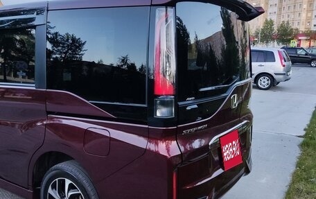 Honda Stepwgn IV, 2019 год, 2 630 000 рублей, 3 фотография