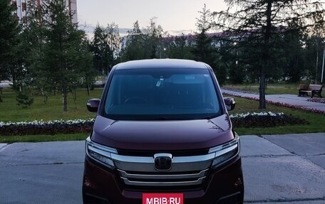 Honda Stepwgn IV, 2019 год, 2 630 000 рублей, 19 фотография