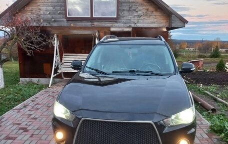 Mitsubishi Outlander III рестайлинг 3, 2010 год, 970 000 рублей, 9 фотография