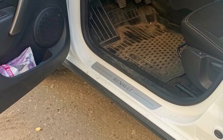 Renault Logan II, 2022 год, 1 350 000 рублей, 15 фотография