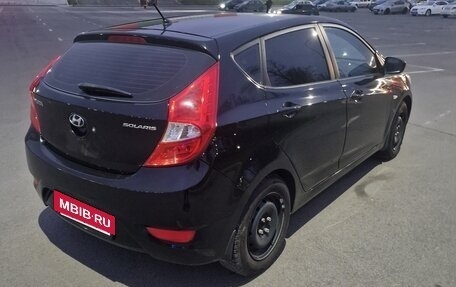 Hyundai Solaris II рестайлинг, 2011 год, 890 000 рублей, 5 фотография