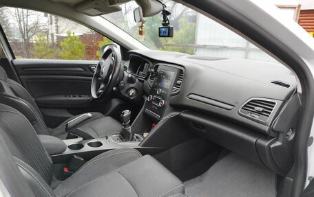 Renault Megane IV, 2019 год, 1 450 000 рублей, 7 фотография