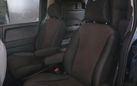 Honda Freed I, 2010 год, 1 099 000 рублей, 19 фотография