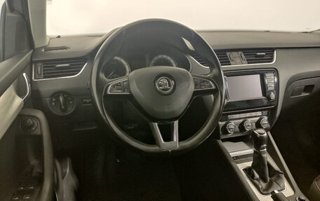 Skoda Octavia, 2017 год, 1 489 000 рублей, 9 фотография