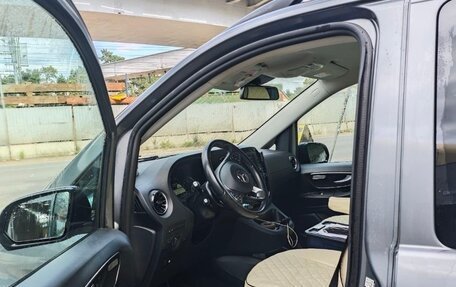 Mercedes-Benz Vito, 2021 год, 4 700 000 рублей, 7 фотография