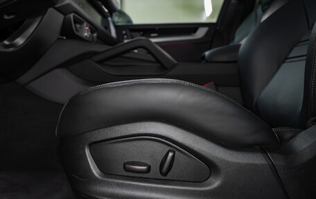 Porsche Cayenne III, 2025 год, 16 880 000 рублей, 21 фотография