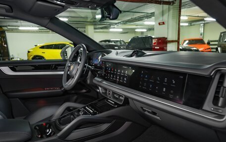 Porsche Cayenne III, 2025 год, 16 880 000 рублей, 25 фотография