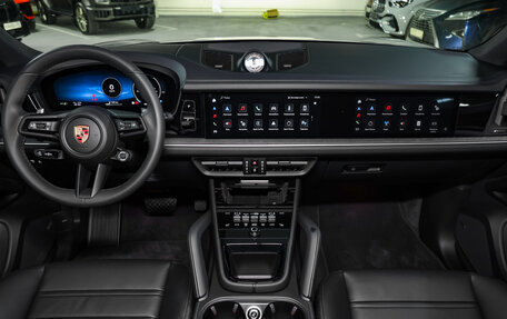 Porsche Cayenne III, 2025 год, 16 880 000 рублей, 26 фотография