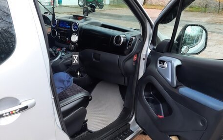 Citroen Berlingo II рестайлинг, 2010 год, 620 000 рублей, 3 фотография