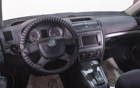 Skoda Octavia, 2011 год, 899 000 рублей, 9 фотография