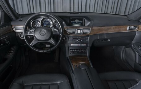 Mercedes-Benz E-Класс, 2015 год, 1 998 000 рублей, 6 фотография