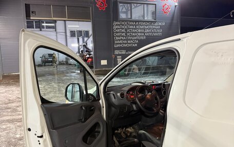 Peugeot Partner II рестайлинг 2, 2010 год, 279 000 рублей, 8 фотография